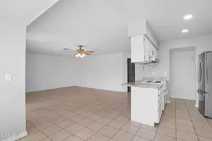 737 W El Prado Rd, Chandler, AZ 85225 - Photo 11
