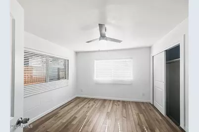 1911 E Amelia Avenue #07, Phoenix, AZ 85016 - Photo 9