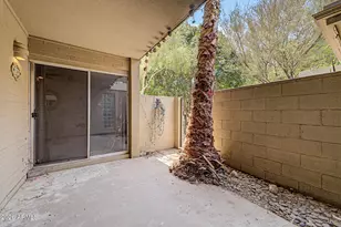 2233 E Highland Ave, Phoenix, AZ 85016 - Photo 19