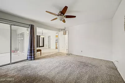 2233 E Highland Avenue #138, Phoenix, AZ 85016 - Photo 3