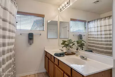 8008 W Zoe Ella Way, Peoria, AZ 85382 - Photo 11