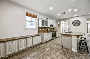 15340 W Dahlia Dr, Surprise, AZ 85379 - Photo 17