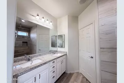 5641 S 10th Drive, Phoenix, AZ 85041 - Photo 19