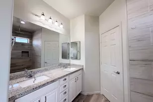 5641 S 10th Dr, Phoenix, AZ 85041 - Photo 19