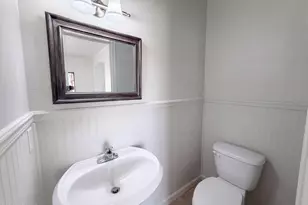 5641 S 10th Dr, Phoenix, AZ 85041 - Photo 17