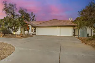 6313 N 181st Ave, Waddell, AZ 85355 - Photo 7