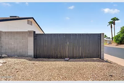 1414 N Rowen Circle, Mesa, AZ 85207 - Photo 3