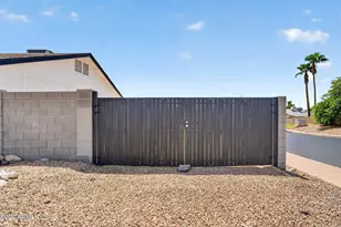 1414 N Rowen Cir, Mesa, AZ 85207 - Photo 3