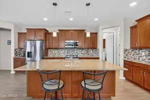 18467 W Carlota Ln, Surprise, AZ 85387 - Photo 5