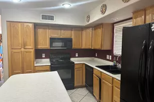 7945 W Wescott Dr, Glendale, AZ 85308 - Photo 3
