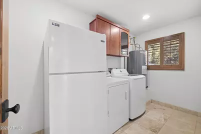 6332 E Earll Drive, Scottsdale, AZ 85251 - Photo 19