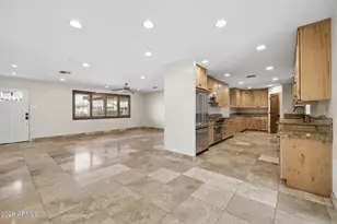 6332 E Earll Dr, Scottsdale, AZ 85251 - Photo 9