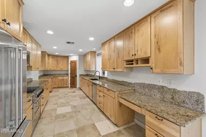 6332 E Earll Drive, Scottsdale, AZ 85251 - Photo 11