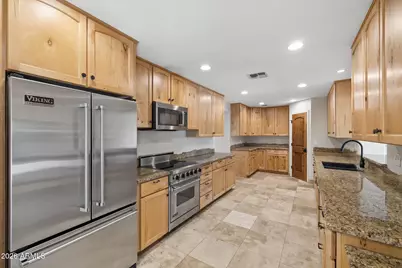 6332 E Earll Drive, Scottsdale, AZ 85251 - Photo 13
