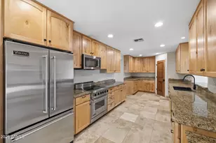 6332 E Earll Dr, Scottsdale, AZ 85251 - Photo 13