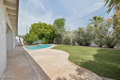 6332 E Earll Drive, Scottsdale, AZ 85251 - Photo 35
