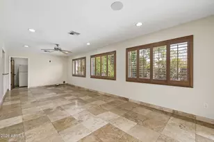 6332 E Earll Dr, Scottsdale, AZ 85251 - Photo 17