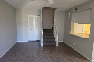3213 W Royal Palm Rd, Phoenix, AZ 85051 - Photo 11