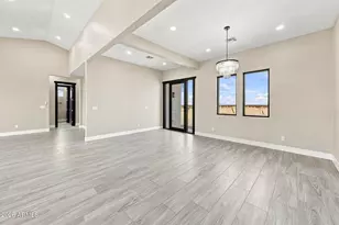 25886 W Denver Hill Dr, Wittmann, AZ 85361 - Photo 9