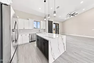 25886 W Denver Hill Dr, Wittmann, AZ 85361 - Photo 15