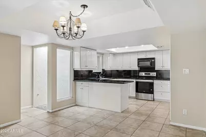 5208 N 78th Way, Scottsdale, AZ 85250 - Photo 9