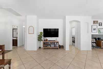 1404 W Santa Gertrudis Trail, San Tan Valley, AZ 85143 - Photo 9