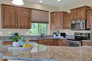 2662 S Springwood Blvd, Mesa, AZ 85209 - Photo 9