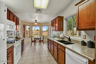 19426 N 84th Avenue, Peoria, AZ 85382 - Photo 7