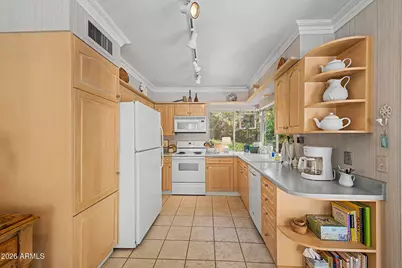 1518 E Northshore Drive, Tempe, AZ 85283 - Photo 7