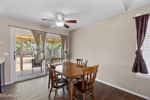 2111 E Paradise Ln, Phoenix, AZ 85022 - Photo 15