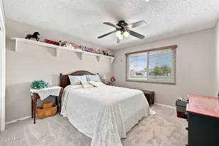 10466 W Mountain View Rd, Sun City, AZ 85351 - Photo 13