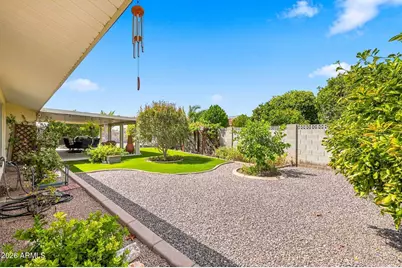 10466 W Mountain View Road, Sun City, AZ 85351 - Photo 47