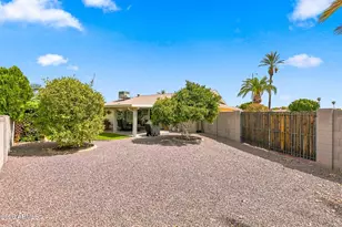 10466 W Mountain View Rd, Sun City, AZ 85351 - Photo 43