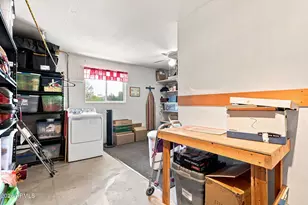 10466 W Mountain View Rd, Sun City, AZ 85351 - Photo 35
