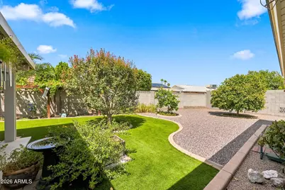 10466 W Mountain View Road, Sun City, AZ 85351 - Photo 45