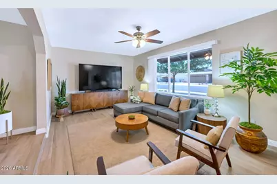 6038 W Desert Hills Drive, Glendale, AZ 85304 - Photo 3