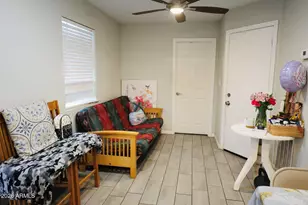 18218 N 1st St, Phoenix, AZ 85022 - Photo 17
