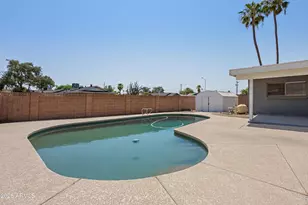 8628 E Oak St, Scottsdale, AZ 85257 - Photo 31