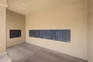 250 W Queen Creek Rd, Chandler, AZ 85248 - Photo 25
