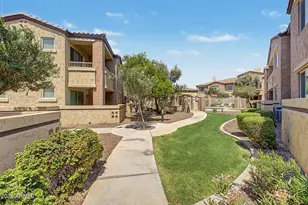 250 W Queen Creek Rd, Chandler, AZ 85248 - Photo 29