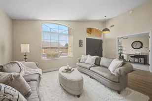 1812 E Sagebrush St, Gilbert, AZ 85296 - Photo 15