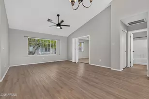 860 N McQueen Rd, Chandler, AZ 85225 - Photo 5
