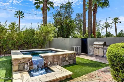324 W Monte Vista Road, Phoenix, AZ 85003 - Photo 29