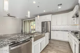 1873 S Follett Way, Gilbert, AZ 85295 - Photo 11