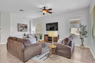 6423 W Silver Sage Ln, Phoenix, AZ 85083 - Photo 19