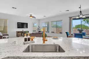 6423 W Silver Sage Ln, Phoenix, AZ 85083 - Photo 29