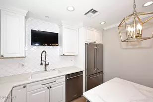 2230 E Devonshire Ave, Phoenix, AZ 85016 - Photo 13