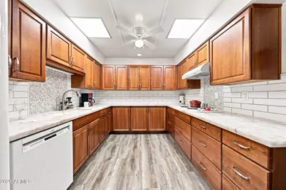 13409 N Emberwood Drive, Sun City, AZ 85351 - Photo 3