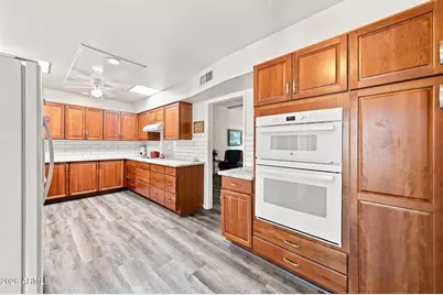 13409 N Emberwood Drive, Sun City, AZ 85351 - Photo 13