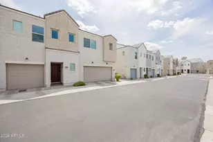 8343 N 22nd Dr, Phoenix, AZ 85021 - Photo 1